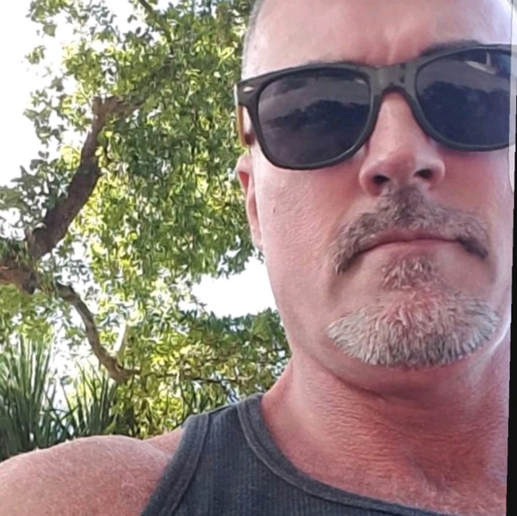 Meet your Posher, James - Picture 1 of 1